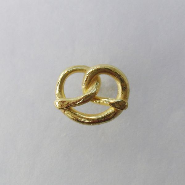 Brezel Ohrstecker 750Gold